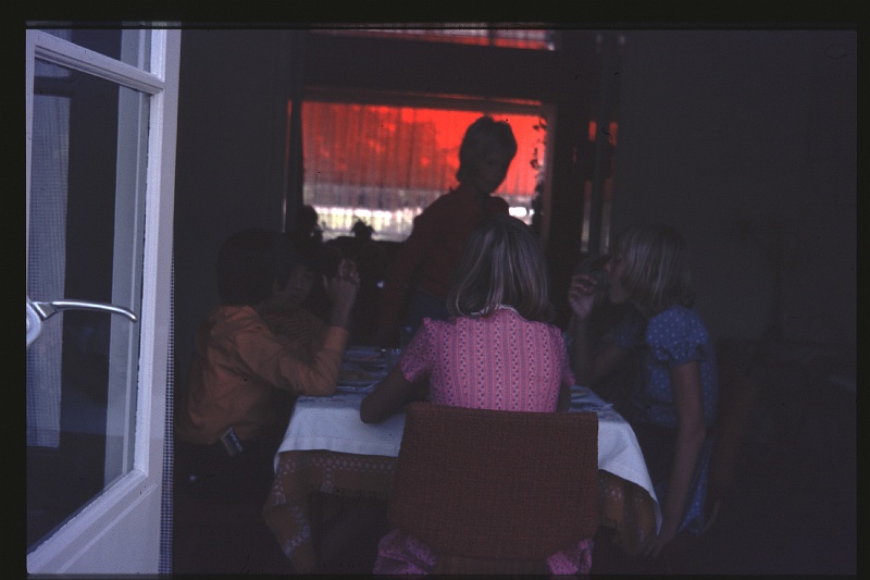 15.Delft aug 1975 Brigitte,Marion,Marius,Peter,San,Peter.JPG